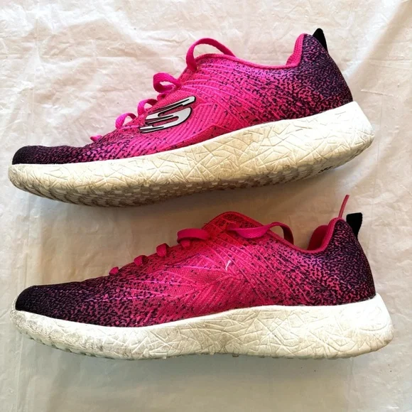 Sketchers lite weight air cool sneakers pink memory foam SZ 7. Worn few times - Picture 2 of 12